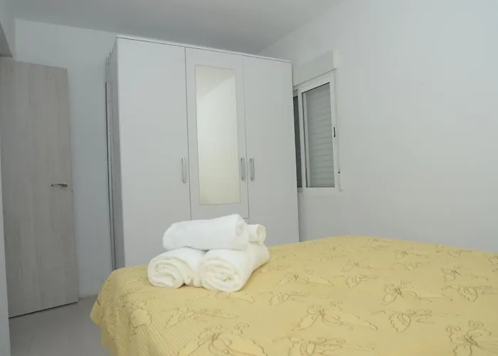 Apartmento com 2 dormitórios